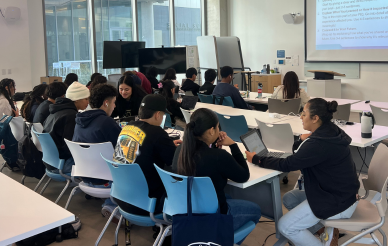 CPP advisor doing group work